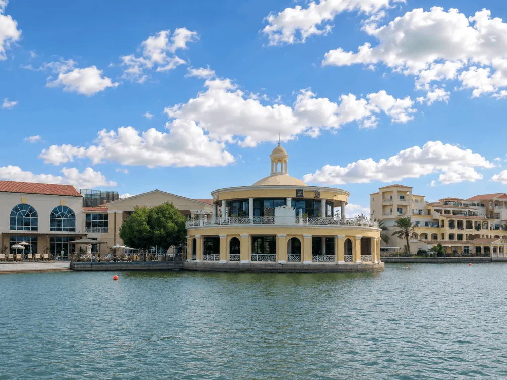 Lakeside villas and residential buildings in Dubai Investment Park